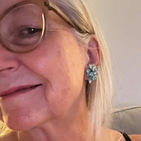 Vintage Cora Earrings enamel and pearls Golstone Clip Ons Periwinkle Blue - Picture 4 of 10